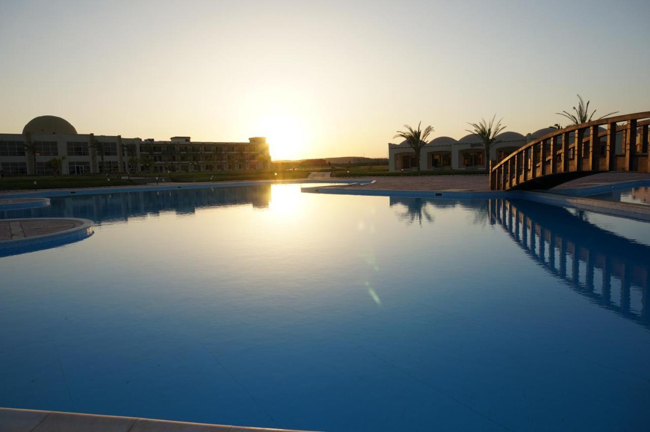 Amarina Queen Resort & Aqua Park Marsa Alam Exterior foto