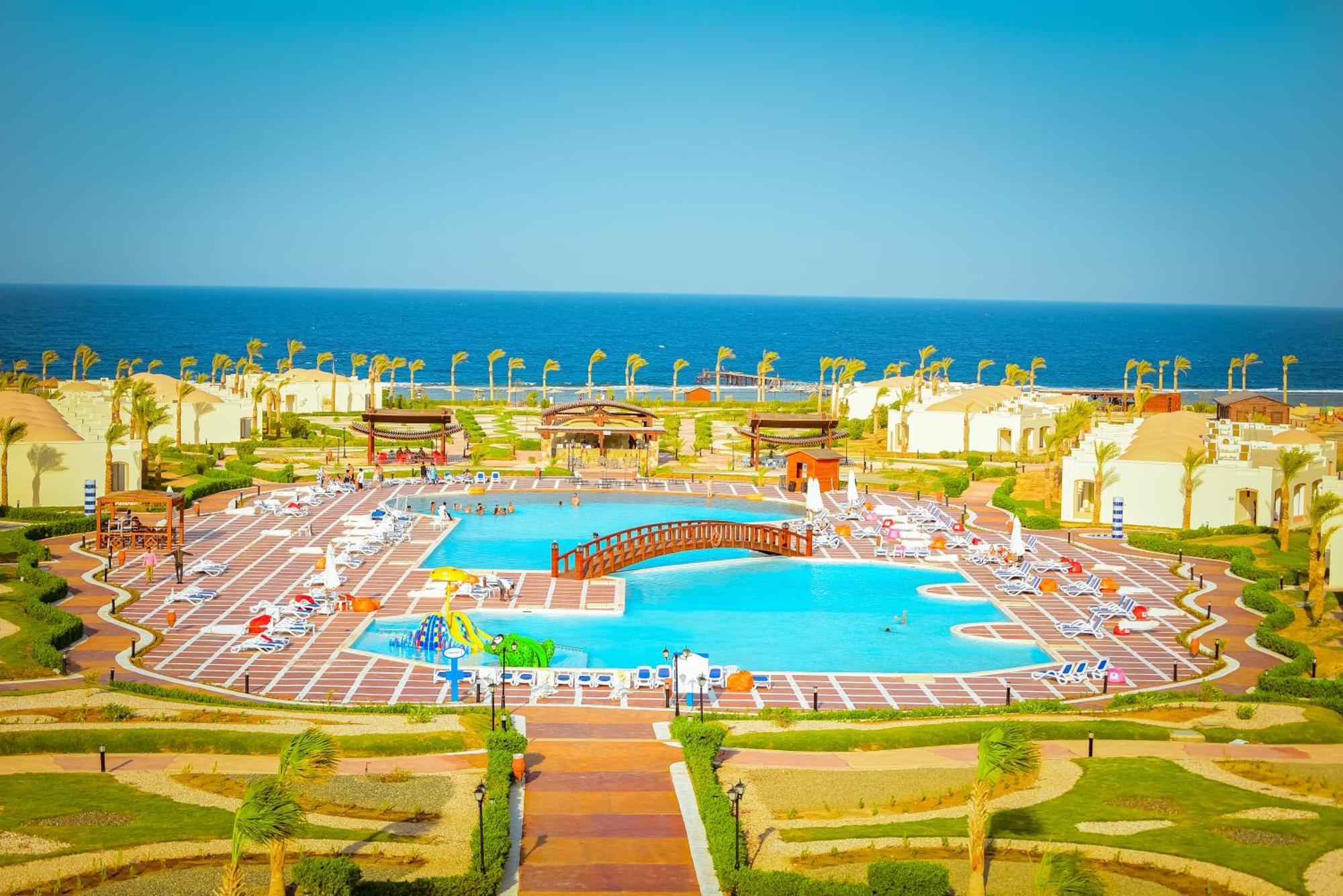 Amarina Queen Resort & Aqua Park Marsa Alam Exterior foto